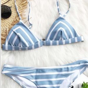 Cupshe Sea of Me bikini